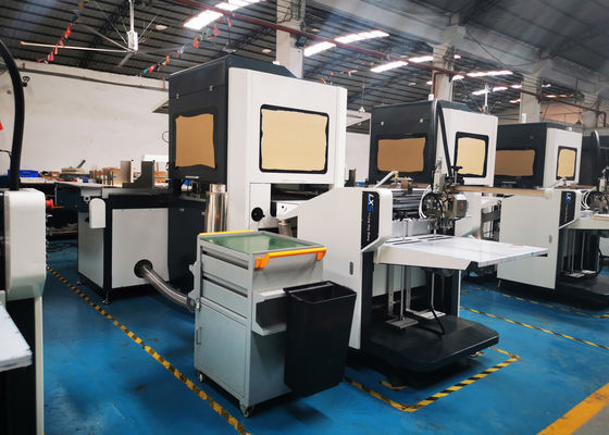 Machine octogonale de fabrication de cartons qui est adaptée aux besoins du client accordant la demande de clients