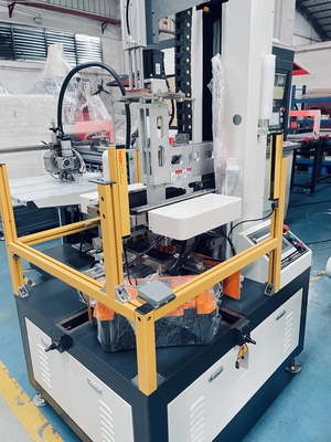 Boîte rigide automatique conduite électrique de carton formant la machine 22Pcs/Min
