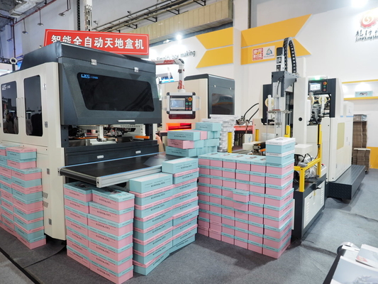Machine automatique de fabrication de boîtes rigides à double usage pour fabricant de boîtes de montres