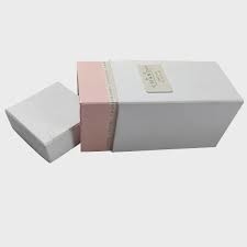 Machine rigide complètement automatique de fabrication de cartons pour la boîte de parfum de carton