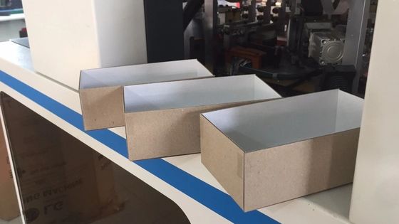 Coin automatique de côté de pente collant la machine pour les coins spéciaux de boîtes
