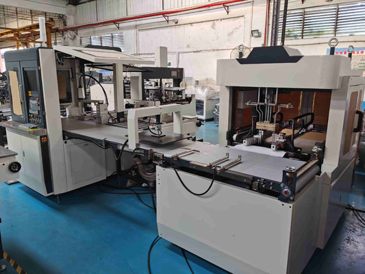 Machine 580mm rigide de fabrication de cartons des sous-vêtements 100mm d'Earing pour l'emballage