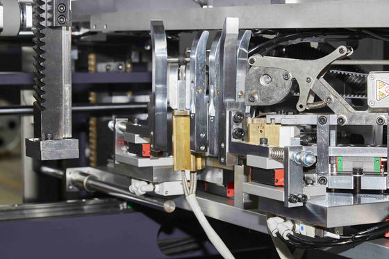 Double système d'emballage de boîte de cadeau de mariage de machine dure rigide intelligente de fabrication de cartons