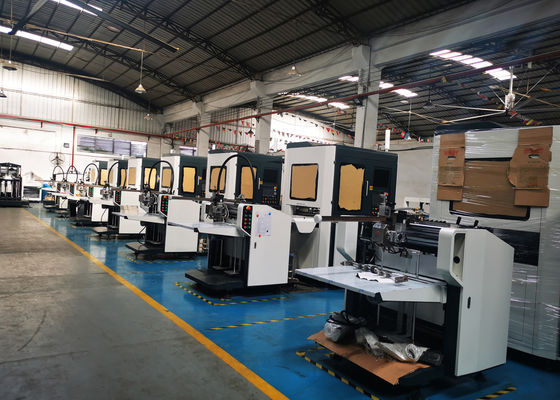 Couverture de livre multifonctionnelle faisant la machine 35pcs/Min Hard Cover Maker Machine
