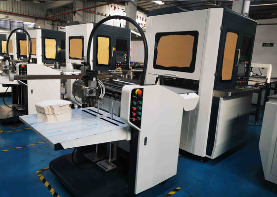 Machine rigide de positionnement visuelle de fabrication de cartons pour faire le boîte-cadeau