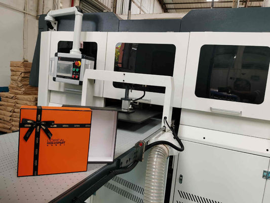 Machine douce L700XW500mm de fabrication de cartons de cadeau d'éponge de couverture intelligente de la terre