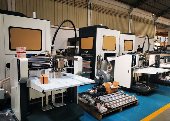 Collage collant la machine de fabrication de cartons d'emballage pour le cadeau de téléphone portable