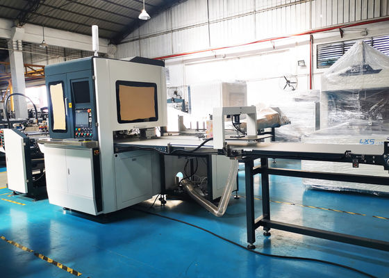 machine 1855kg de 34pcs/Min Shoe Packaging Box Making avec le positionnement
