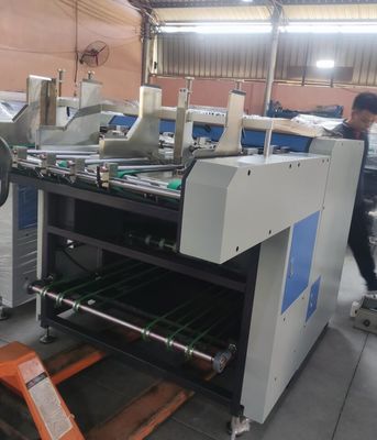 le paquet de 35m/Min Board Grooving Machine 4mm couvrent la machine de cannelure de papier