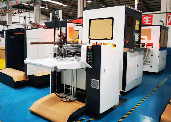 Machine rigide de fabrication de cartons de téléphone portable d'emballage futé automatique avec la fonction d'établissement autoamtic