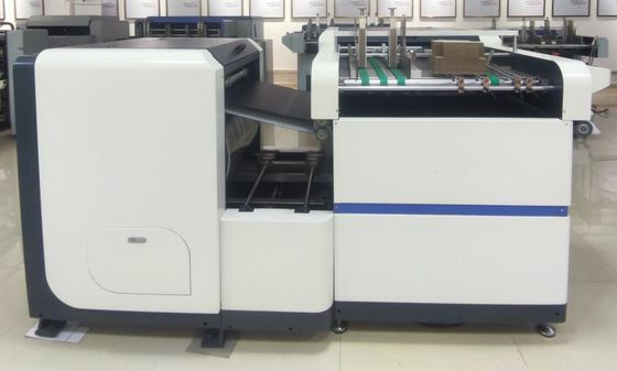 Fentes de cannelure en travers en longueur complètement automatiques de la machine 4