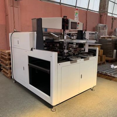 Coin multifonctionnel de boîte collant la machine pour coller les coins rigides de la boîte quatre en même temps