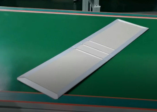 Couverture complètement automatique de téléphone portable de machine de pliage de cartons de panneau dur faisant la machine