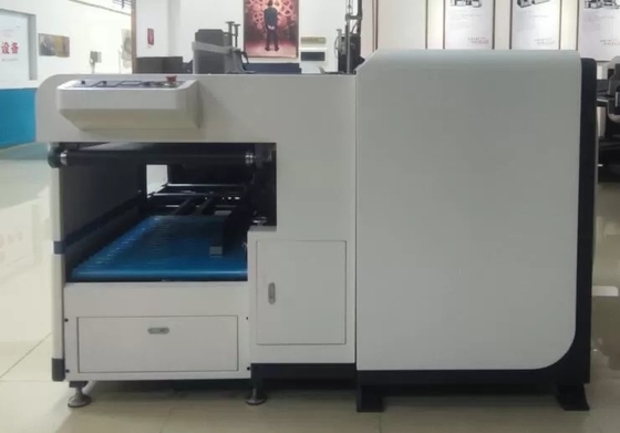 La machine automatique de coupeur de cannelure de V, cartonnent les forces de défense principale de papier cannelant la machine