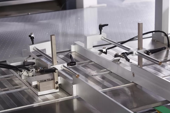 Machine de papier multifonctionnelle 15 de fabrication de cartons - 25pcs/min
