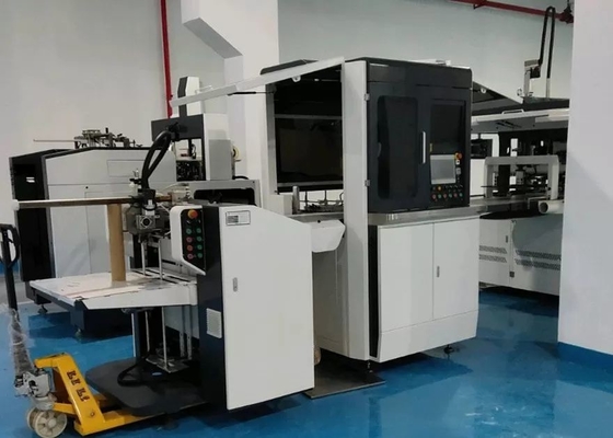 15 - machine de fabrication de cartons du carton 25pcs/min pour la boîte d'emballage de chaussure